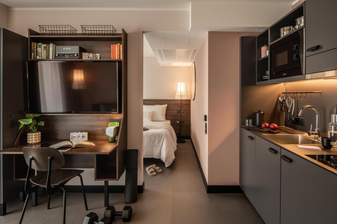 Revo Munich Aparthotel Exteriör bild